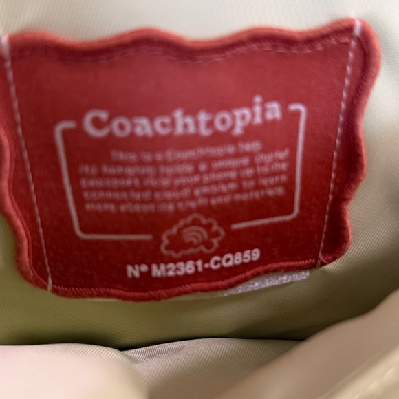 SOLD!! Coach Coachtopia Light Green Shoulder Bag/crossbody - Picture 8 of 8